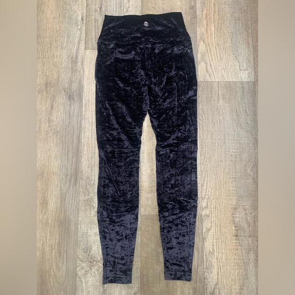 Women’s Wunder Lounge High Rise Tight 28”— Crushed Velvet Soft Black - Picture 3 of 3